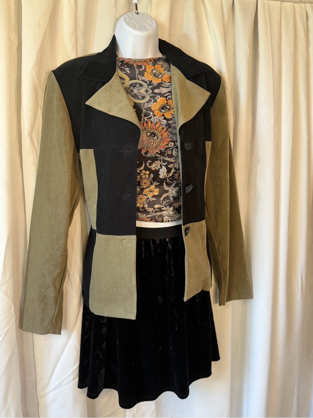 Vintage Scarlett Colorblock Blazer Jacket - Black & Sage green